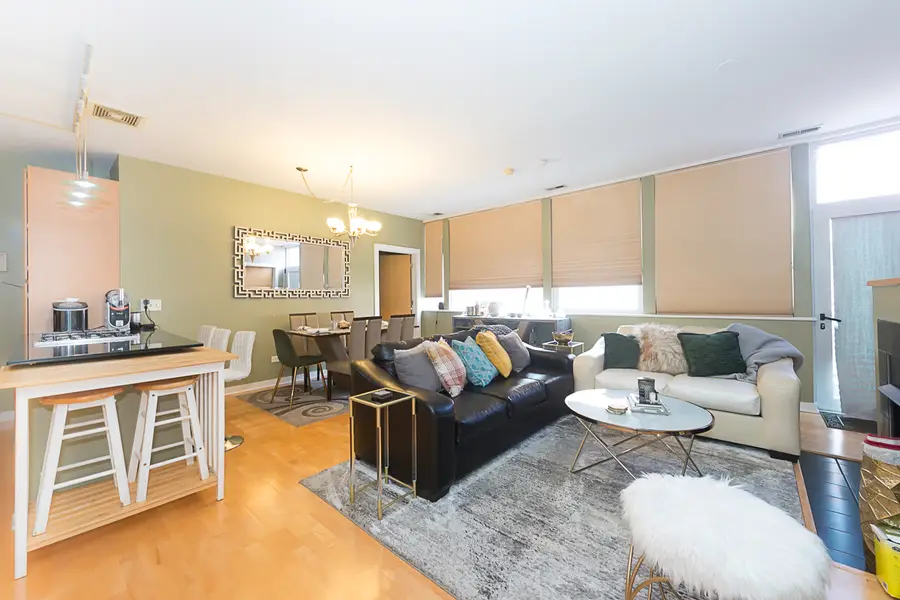 Address Withheld By Seller, Chicago, IL 60608 - #3