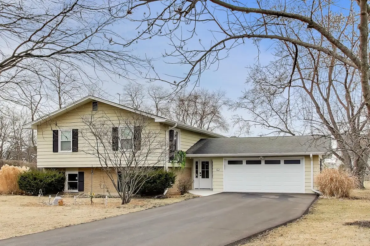 3S700 Delles Road, Naperville, IL 60563 - #1