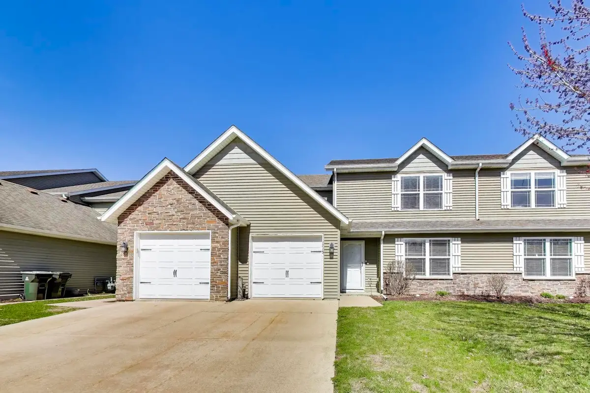 1715 W River Street #1715, Dixon, IL 61021 - #1