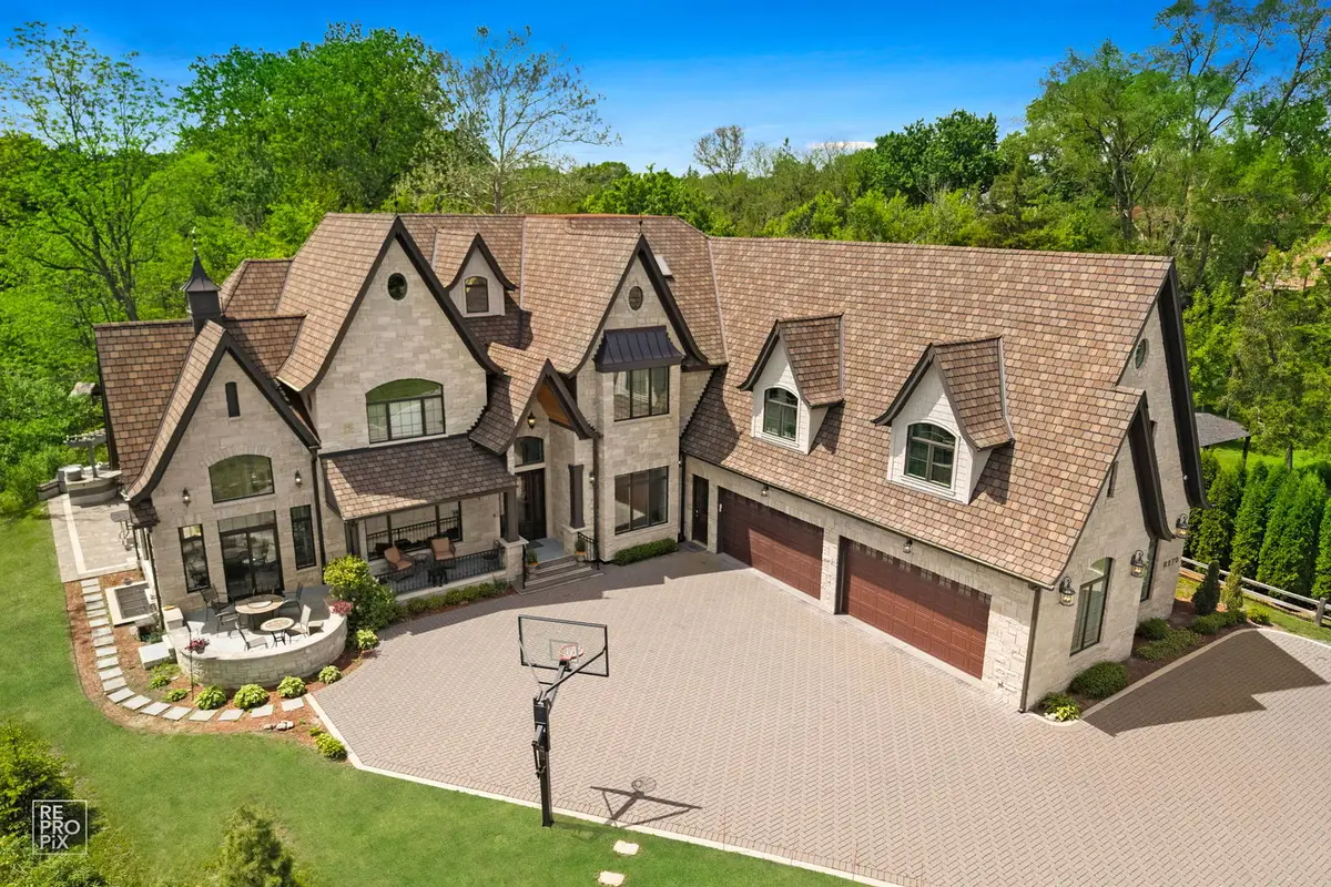 6270 S Garfield Avenue, Burr Ridge, IL 60527 - #1
