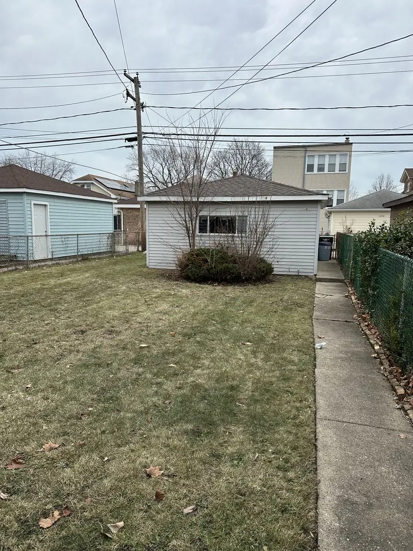 2431 Wesley Avenue, Berwyn, IL 60402 - #3