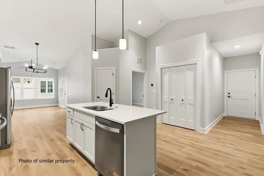 163 Skaloud Court #163, East Moline, IL 61244 - #3