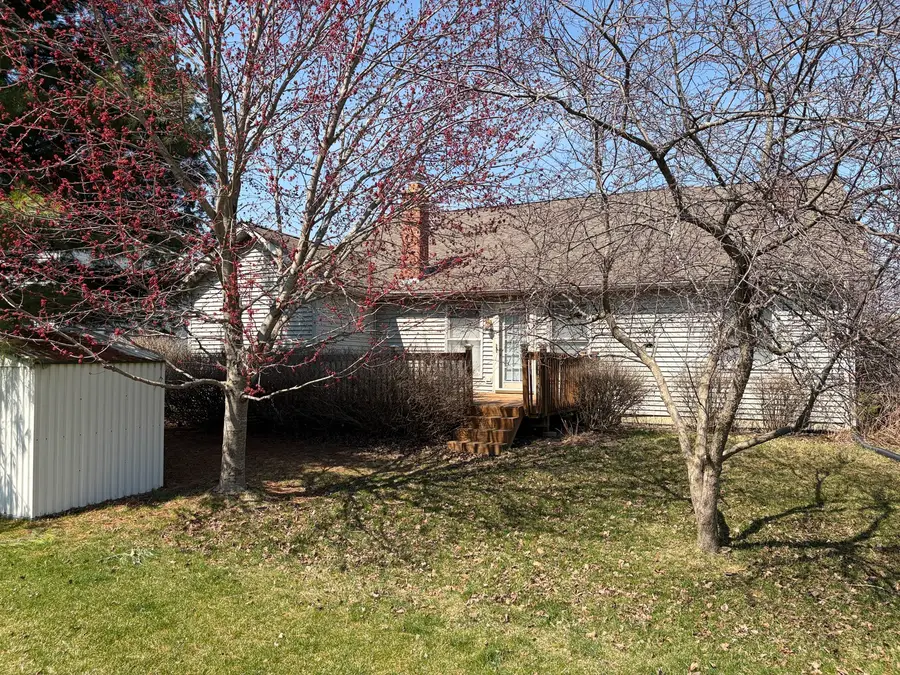 180 Clover Chase Circle, Woodstock, IL 60098 - #2