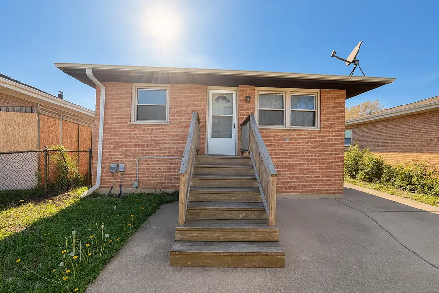 18045 Edwards Avenue, Country Club Hills, IL 60478 - #2