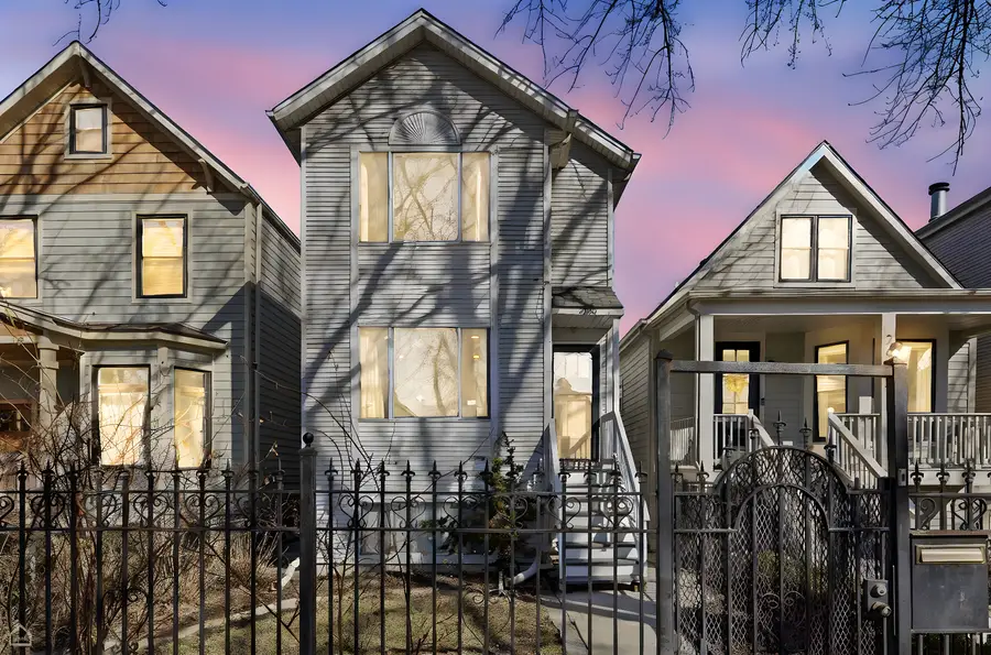 2926 W Belden Avenue, Chicago, IL 60647 - #2