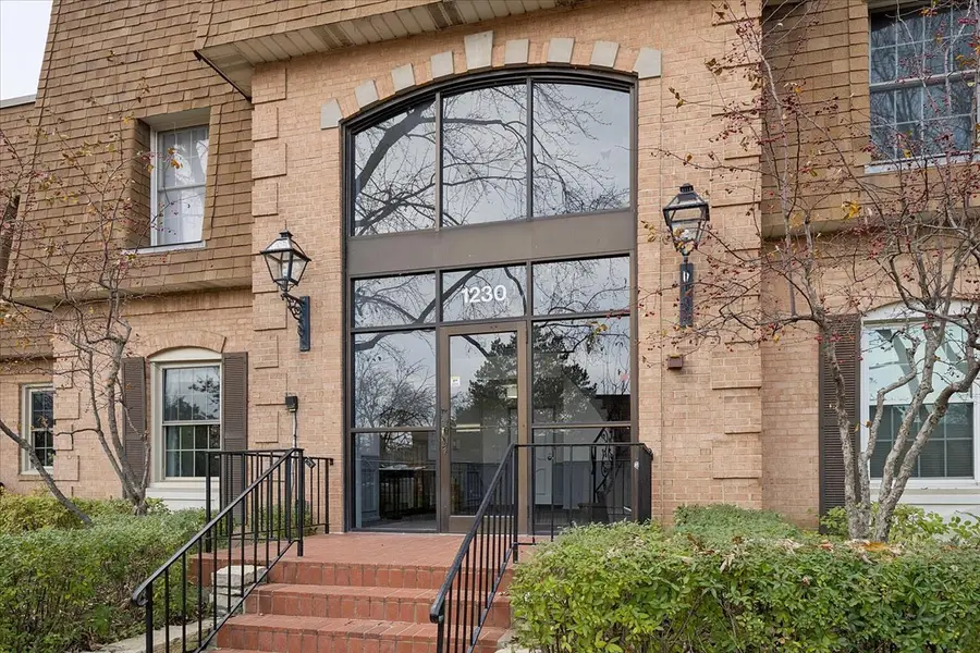 1230 Park Avenue W #213, Highland Park, IL 60035 - #3
