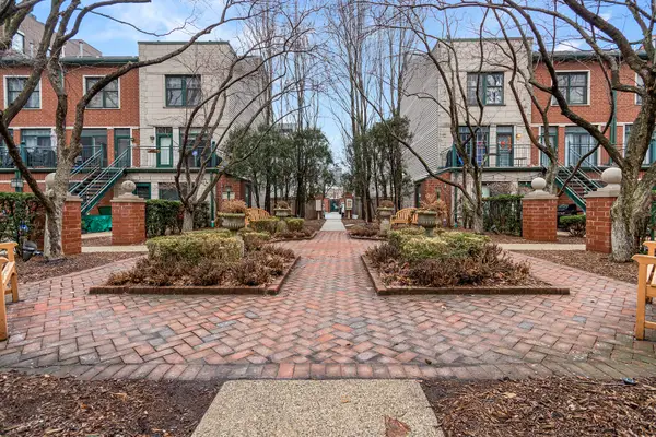 1812 S State Street #34, Chicago, IL 60616