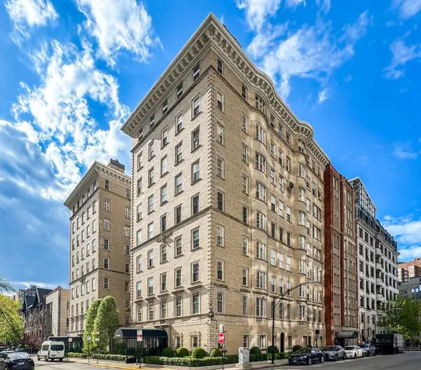 70 E Scott Street #605, Chicago, IL 60610