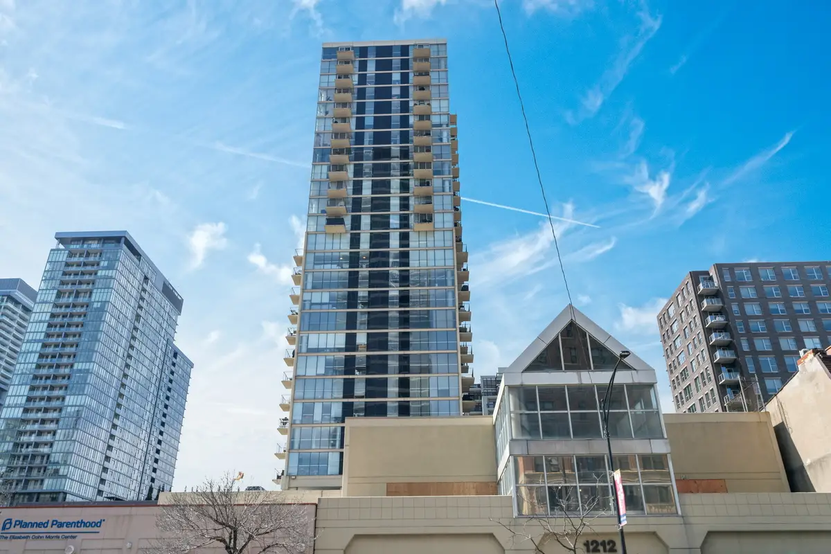 1212 N Lasalle Drive #1206, Chicago, IL 60610 - #1
