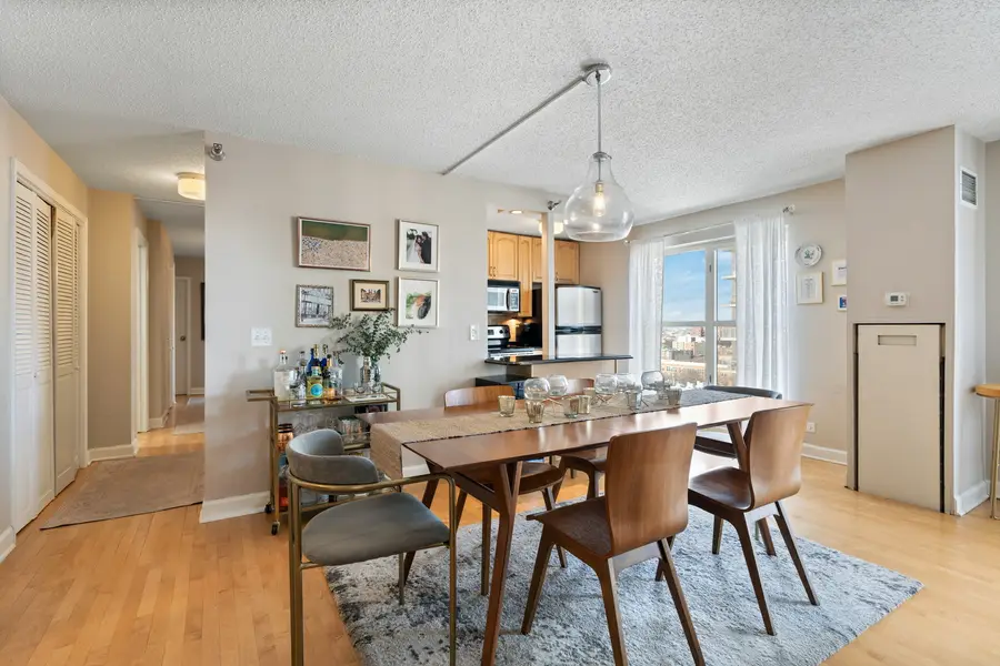 1212 N Lasalle Drive #1206, Chicago, IL 60610 - #2