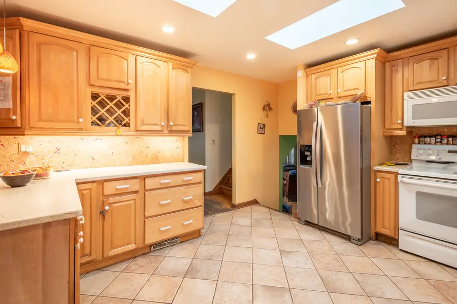 1411 S Robert Drive, Mount Prospect, IL 60056 - #3