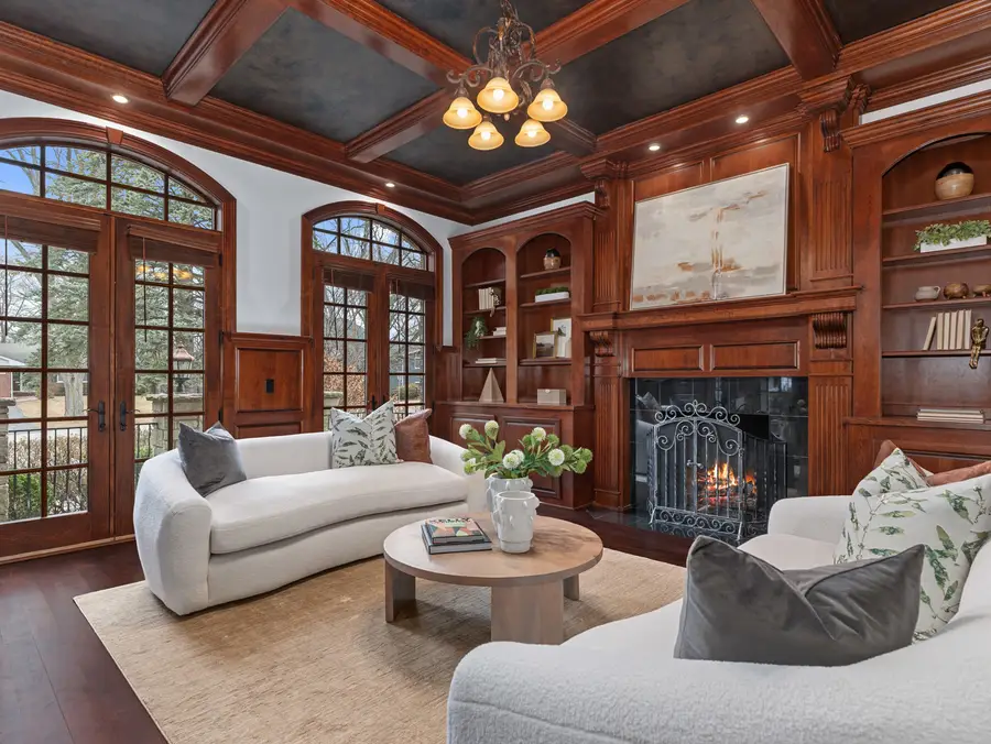 712 E Hillside Road, Naperville, IL 60540 - #3