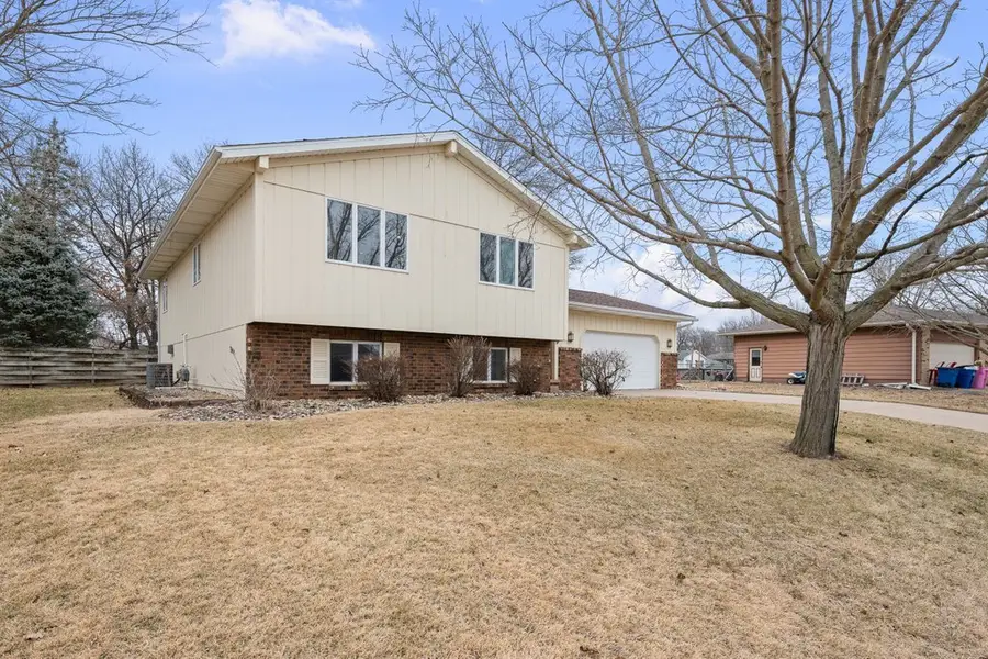1141 Mark Street, Colona, IL 61241 - #2