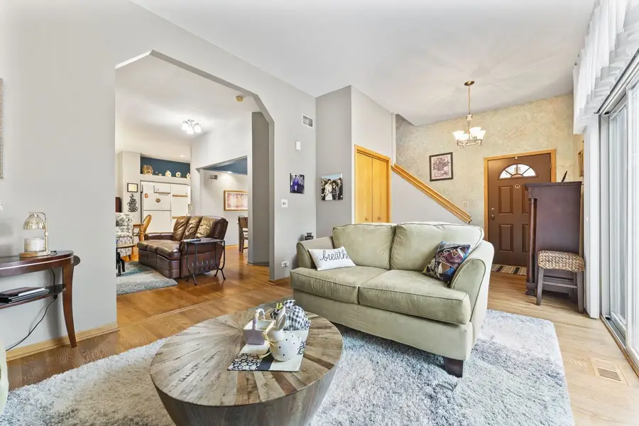 1030 Arbor Court, Mount Prospect, IL 60056 - #2