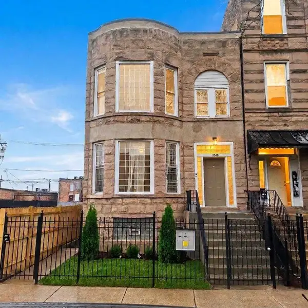 3946 W Lexington Street, Chicago, IL 60624