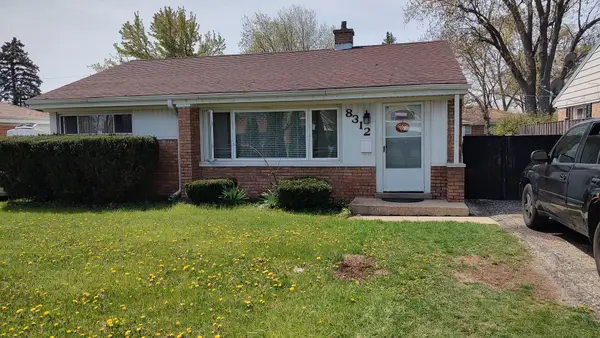 8312 N Milwaukee Avenue, Niles, IL 60714