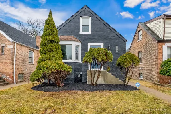 9137 S Chappel Avenue, Chicago, IL 60617