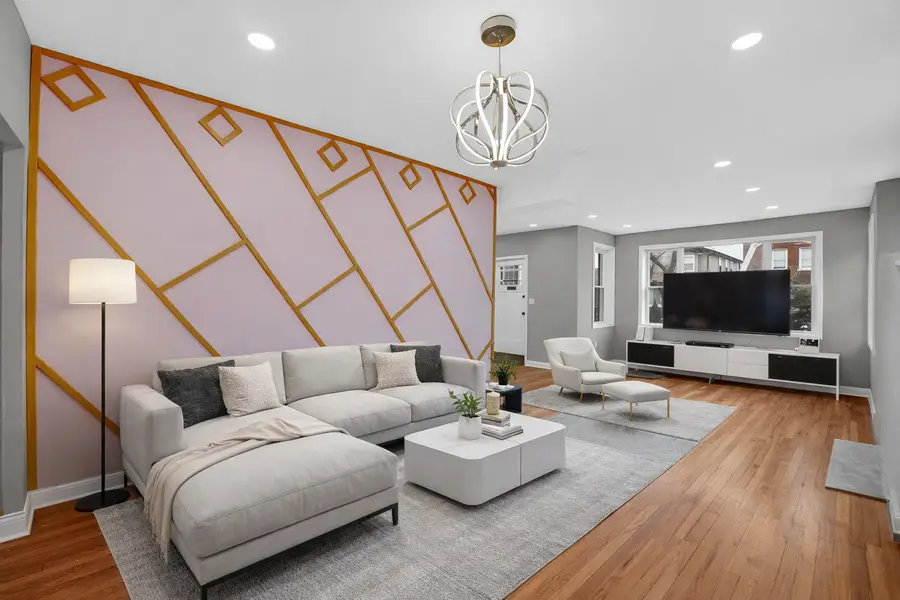 8011 S Dante Avenue, Chicago, IL 60619 - #3