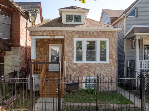 8117 S Burnham Avenue, Chicago, IL 60617