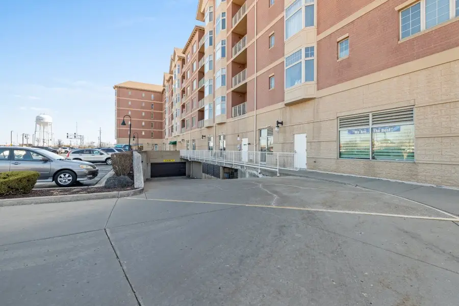 9670 Franklin Avenue #508, Franklin Park, IL 60131 - #3