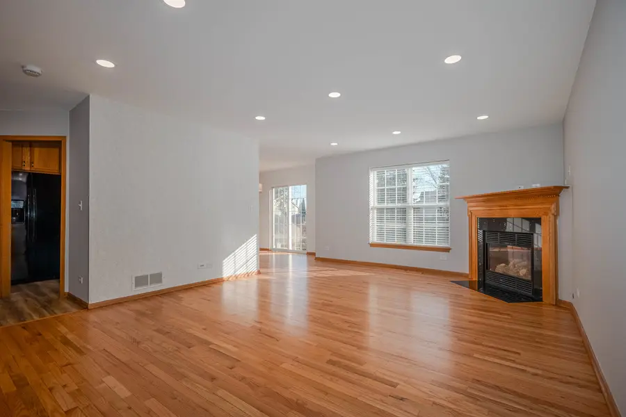 2487 Amber Lane, Elgin, IL 60123 - #3