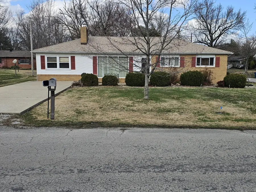 2 Linnview Drive, Mount Vernon, IL 62864 - #3