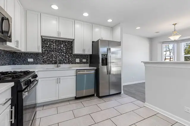 720 Hoover Drive, Carol Stream, IL 60188 - #3