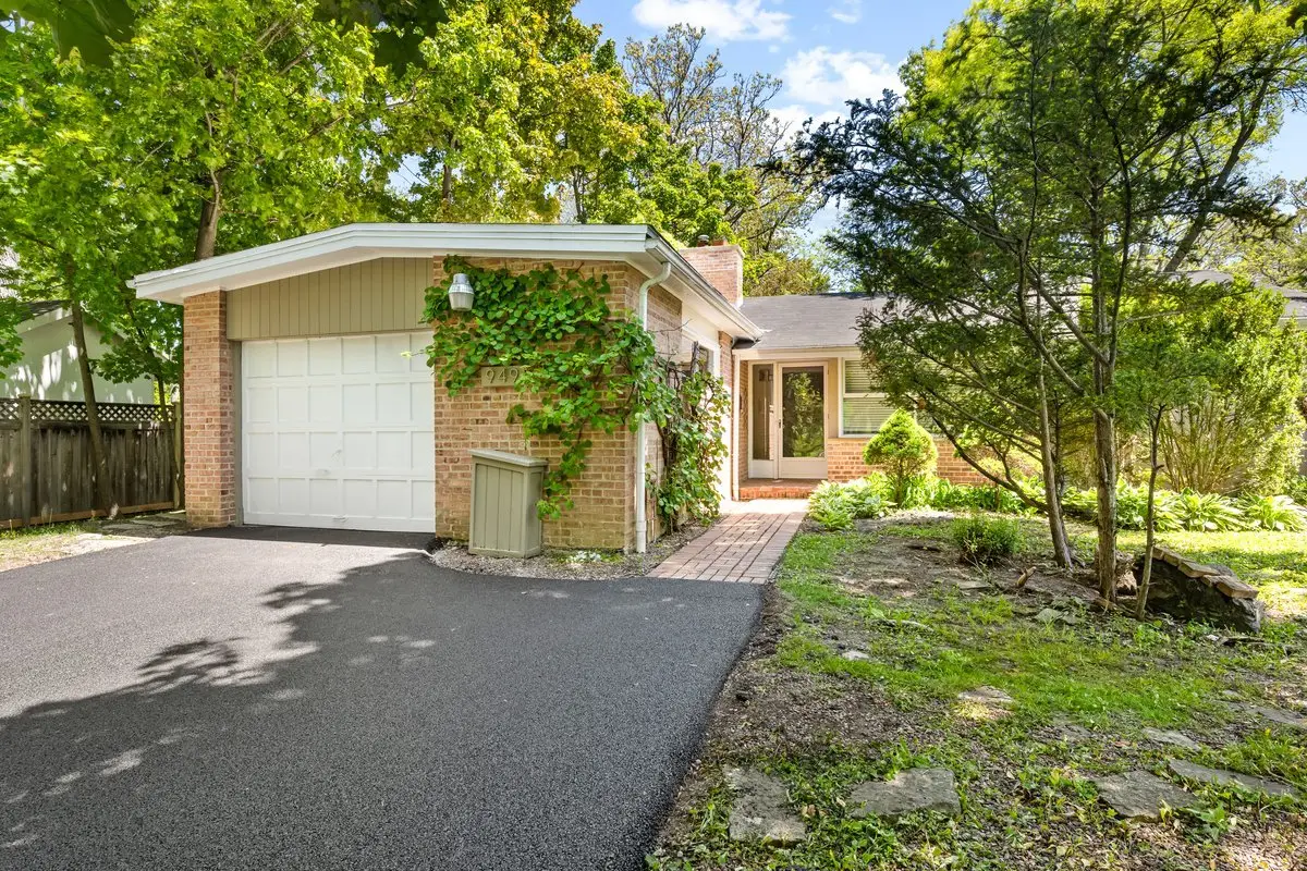 949 Ridgewood Drive, Highland Park, IL 60035 - #1
