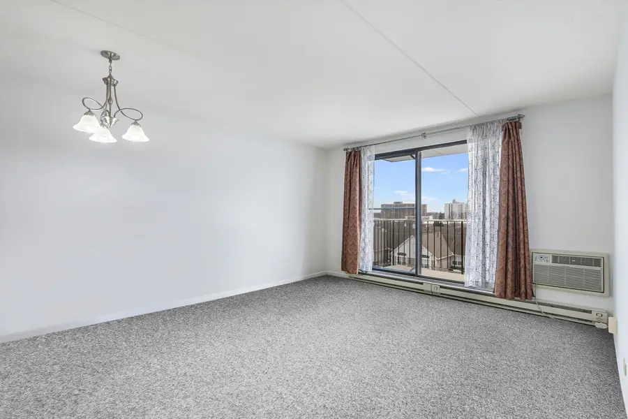 9078 W Heathwood Drive #5D, Niles, IL 60714 - #2