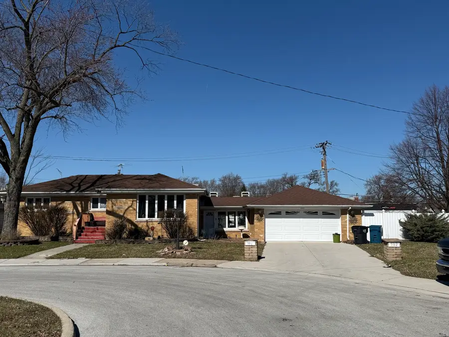 702 E 162nd Place, South Holland, IL 60473 - #2