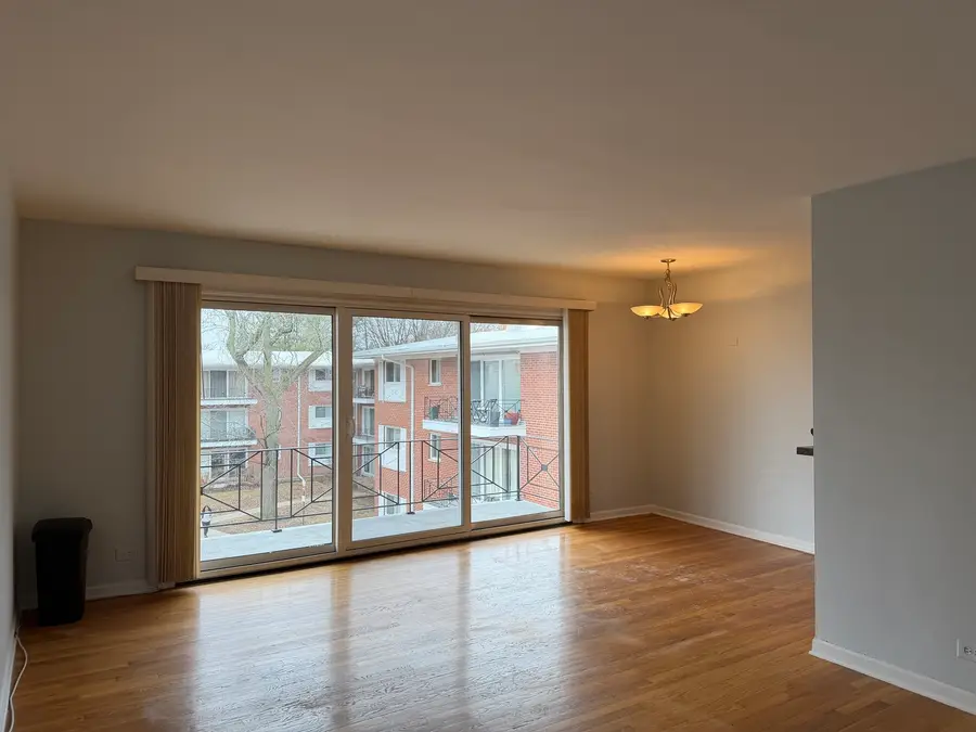 10111 Old Orchard Court #301, Skokie, IL 60076 - #3