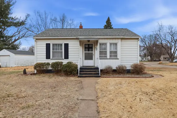 955 23rd Avenue, Rock Island, IL 61201