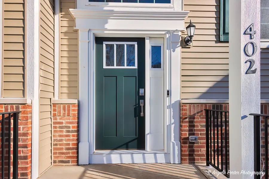 402 Neubauer Circle, Lindenhurst, IL 60046 - #2