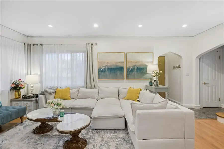 289 Oxford Road, Des Plaines, IL 60016 - #3