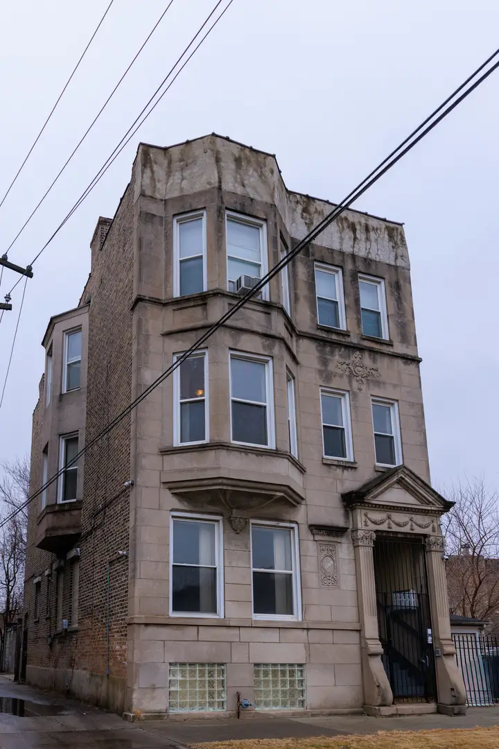 63 E 56th Street, Chicago, IL 60637 - #1