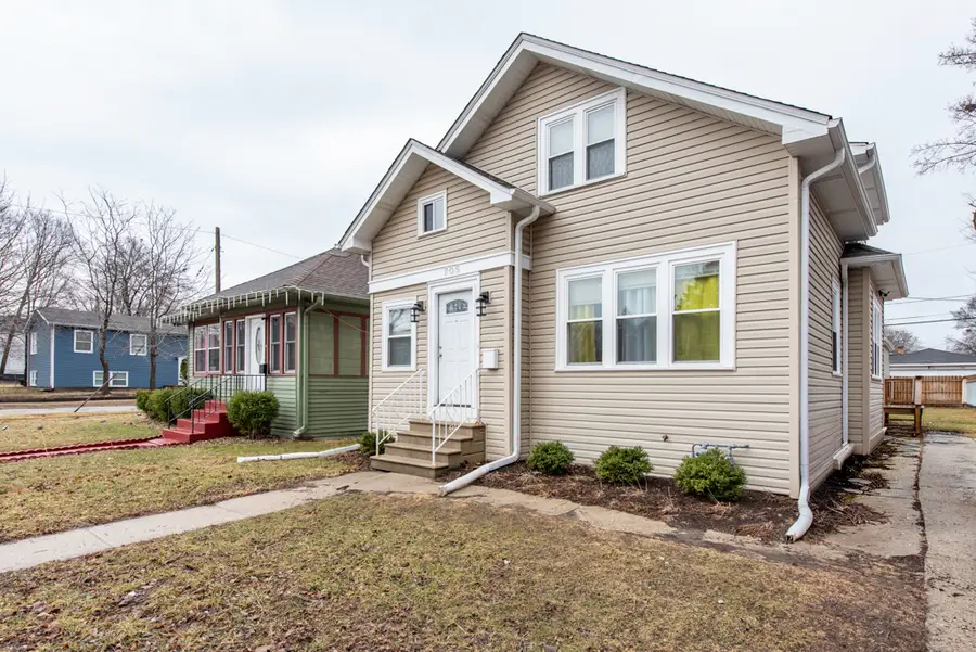 705 Massena Avenue, Waukegan, IL 60085 - #2