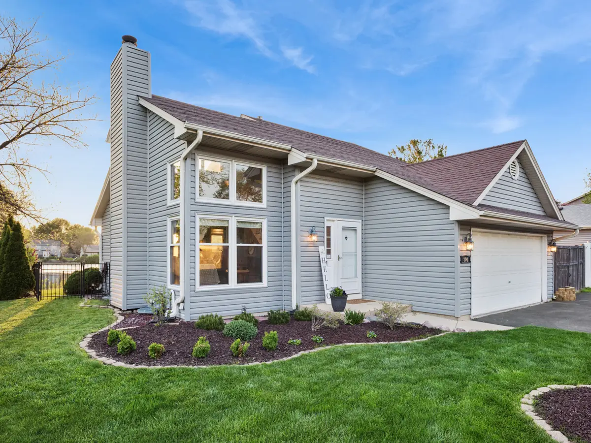 304 N Sycamore Lane, North Aurora, IL 60542 - #1