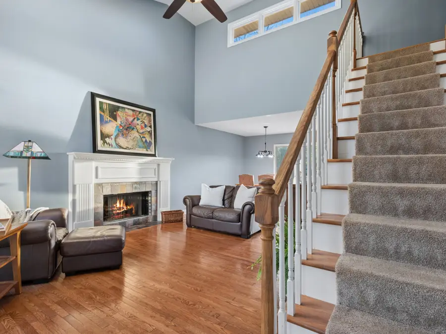 304 N Sycamore Lane, North Aurora, IL 60542 - #3