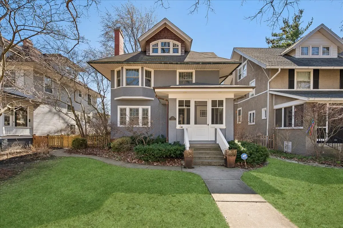 829 Elmwood Avenue, Wilmette, IL 60091 - #1