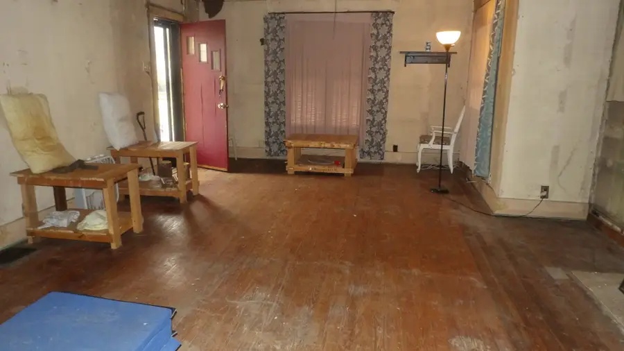 317 S Webster Street, Harrisburg, IL 62946 - #3