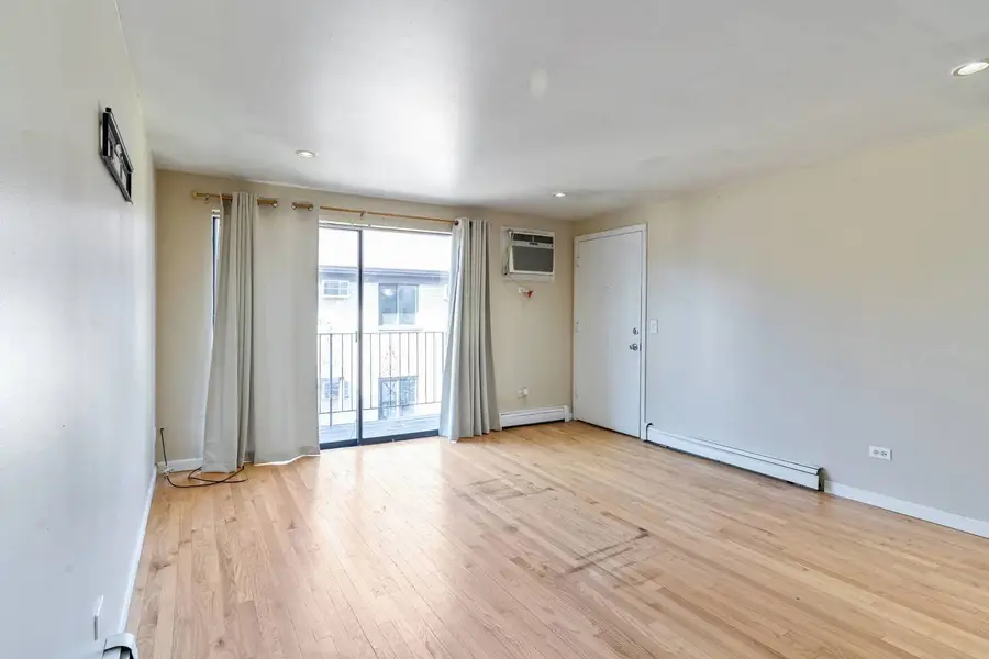 7202 W Wrightwood Avenue #3S, Elmwood Park, IL 60707 - #3