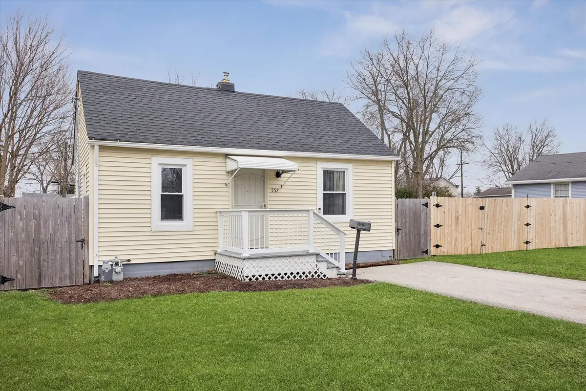557 Howard Avenue, Aurora, IL 60506 - #1