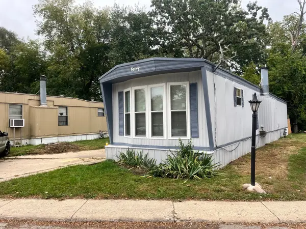 38455 N Sheridan Road #732, Beach Park, IL 60087