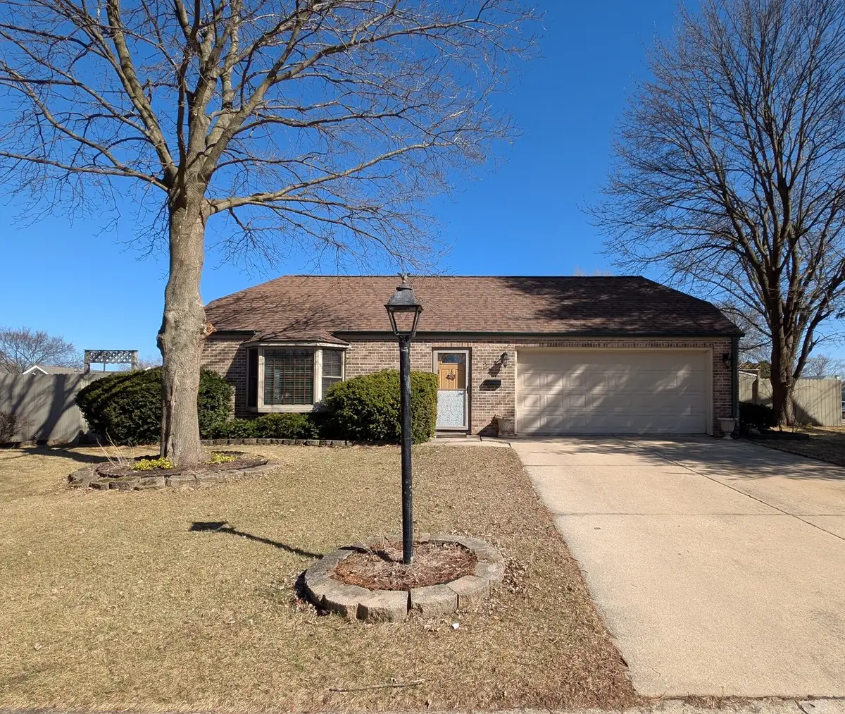 27 Winrock Road, Montgomery, IL 60538 - #1