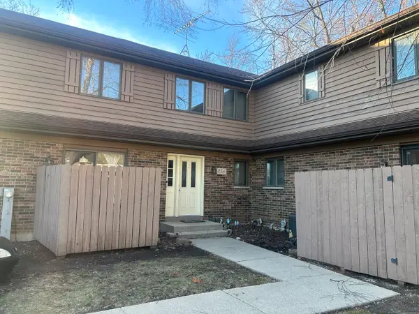 356 N Airlite Street #356, Elgin, IL 60123