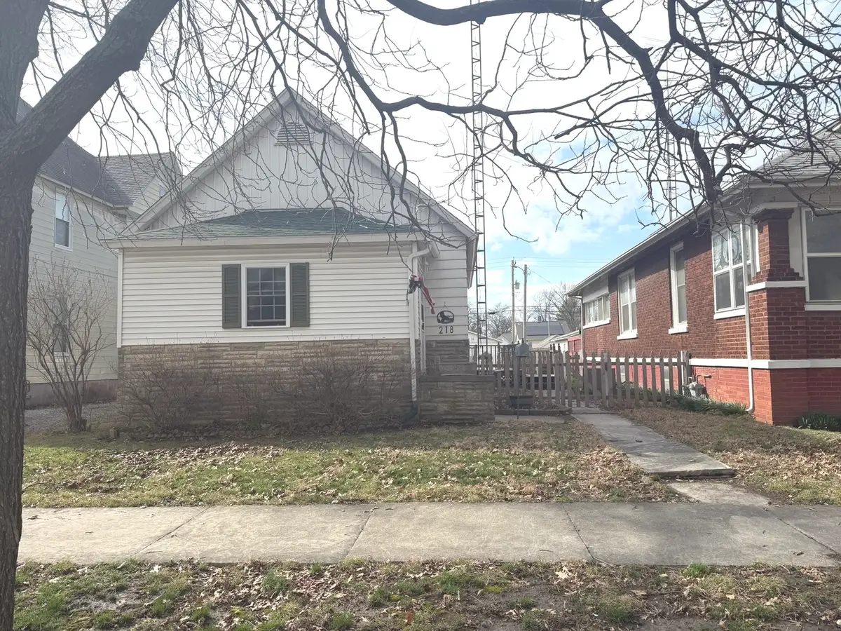 218 N Hickory Street, Centralia, IL 62801 - #1