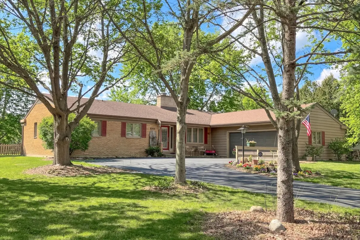 6315 Walkup Lane, Crystal Lake, IL 60012 - #1