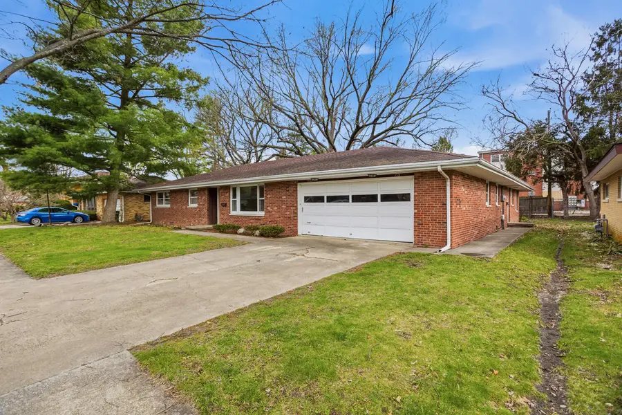 1306 E Mumford Drive, Urbana, IL 61801 - #3