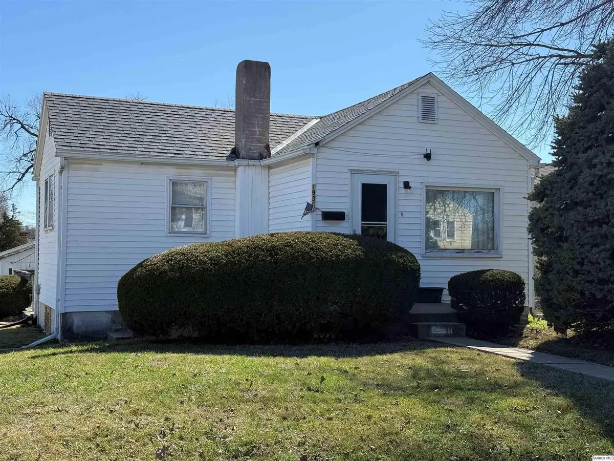 1930 Adams, Quincy, IL 62301 - #1