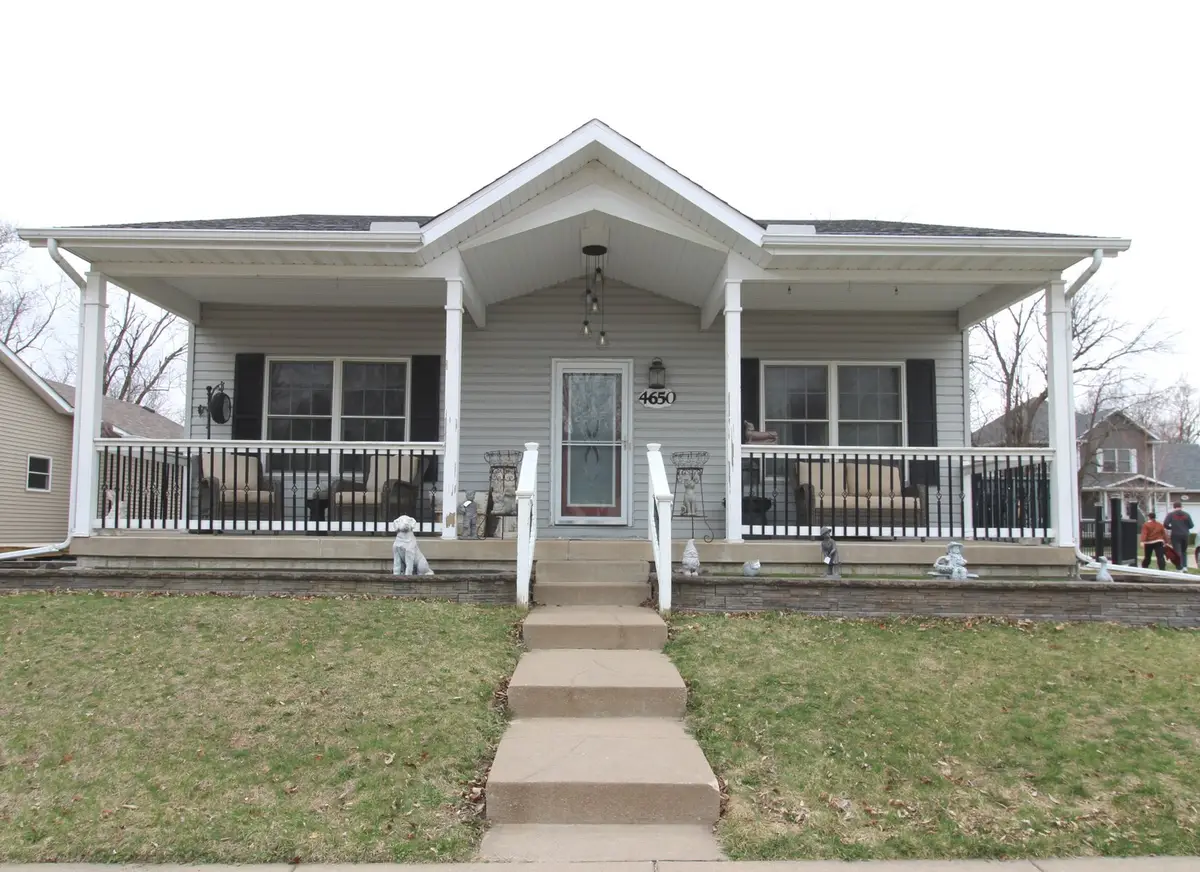 4650 Kelling Street, Davenport, IA 52806 - #1